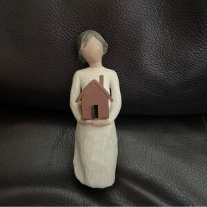 Willow Tree Sculpture - Mi Casa